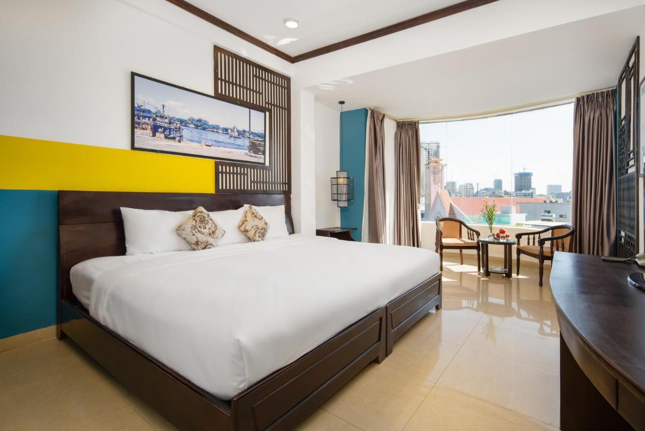 Thanh Lan Riverside Hotel Дананг Екстер'єр фото