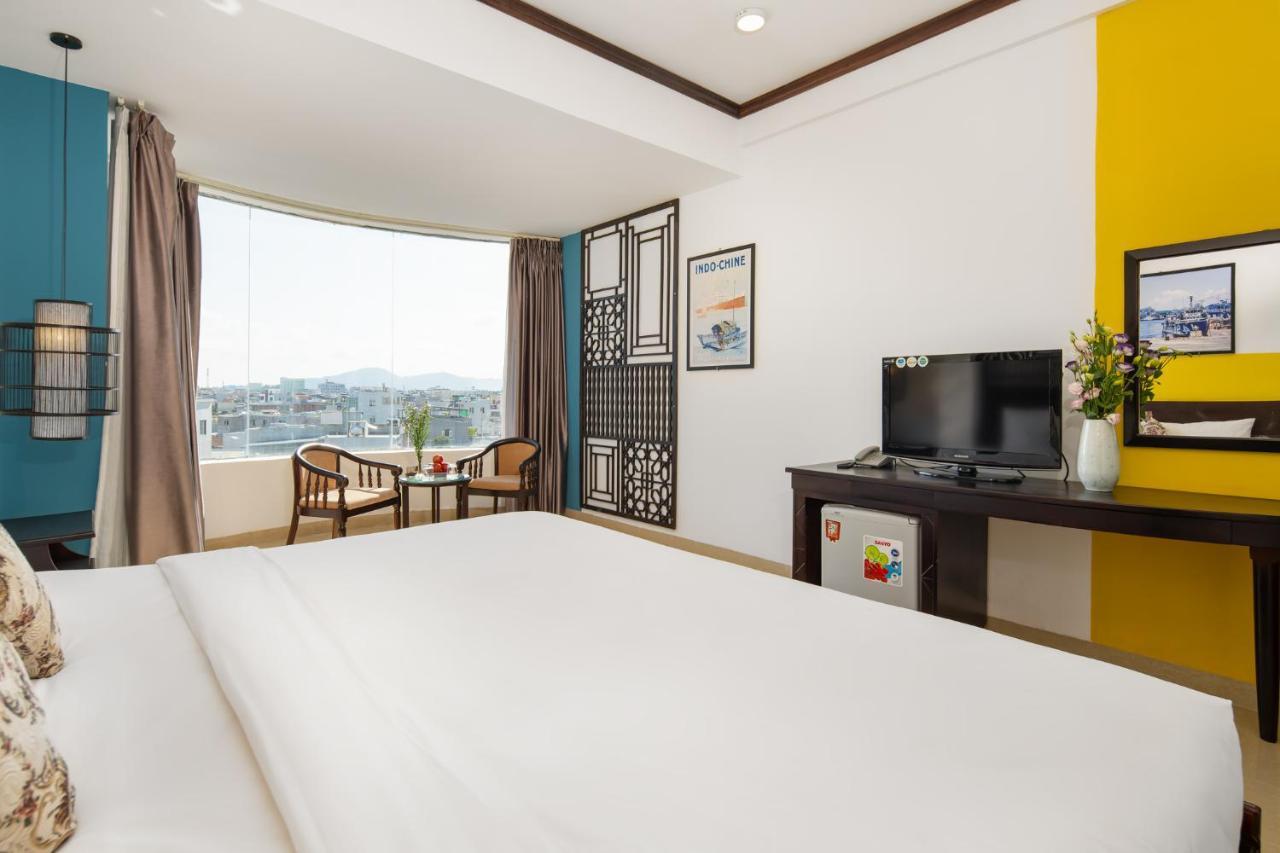 Thanh Lan Riverside Hotel Дананг Екстер'єр фото