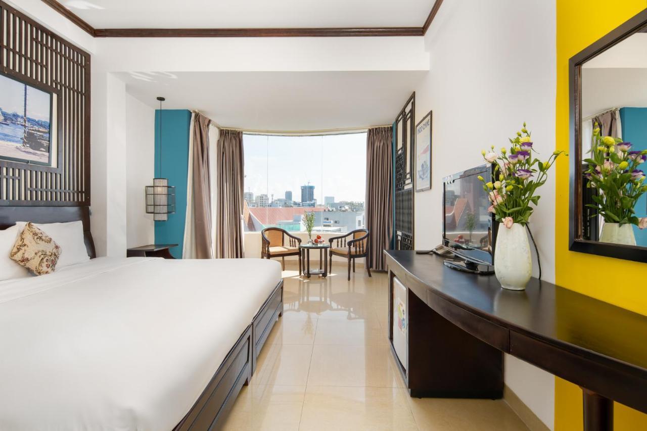 Thanh Lan Riverside Hotel Дананг Екстер'єр фото