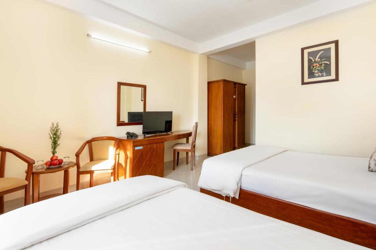 Thanh Lan Riverside Hotel Дананг Екстер'єр фото