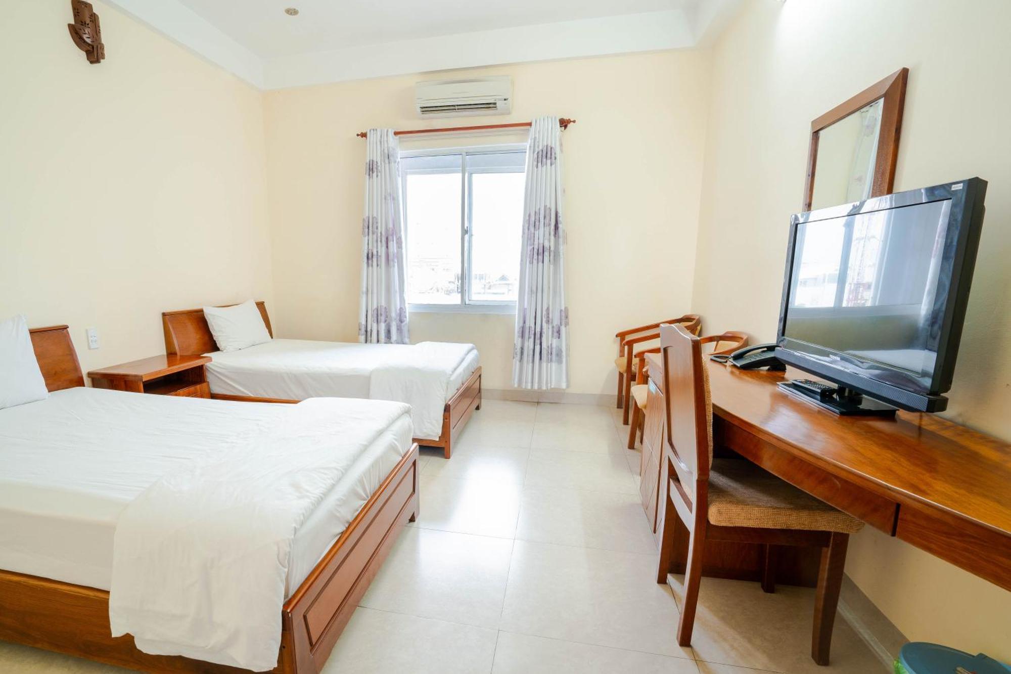 Thanh Lan Riverside Hotel Дананг Екстер'єр фото