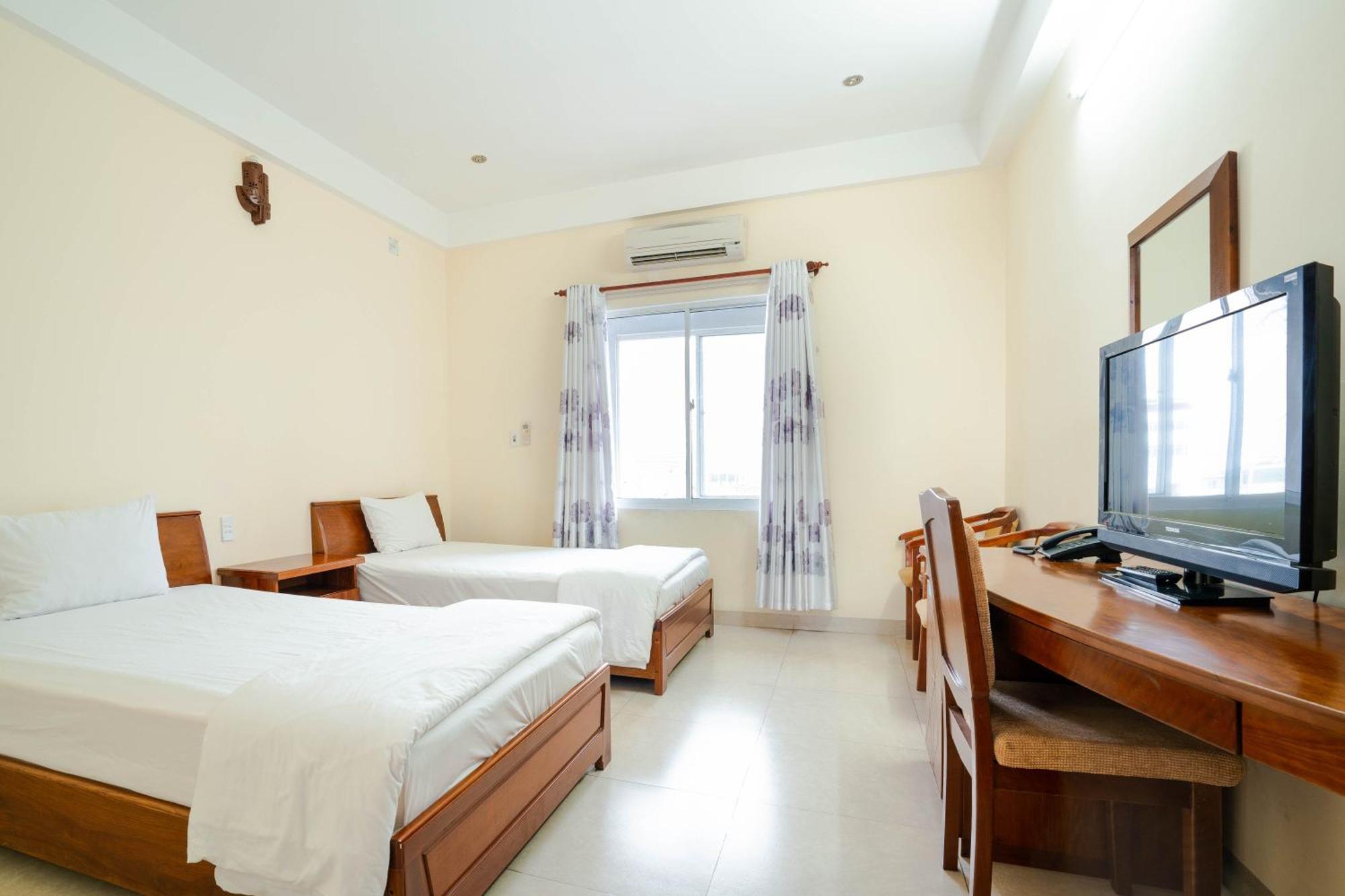 Thanh Lan Riverside Hotel Дананг Екстер'єр фото